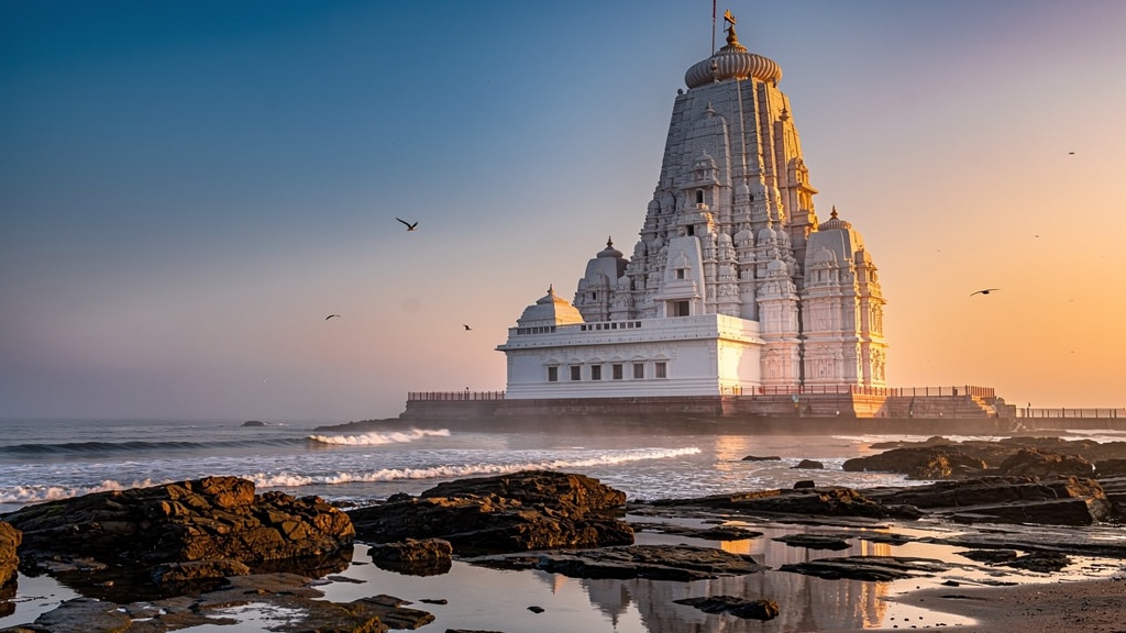 Somnath temple on the coast